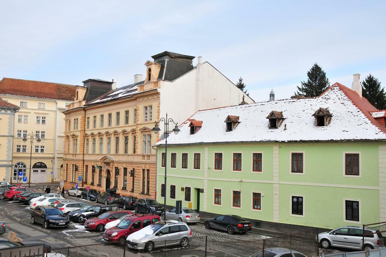 Ronis Apartments Hermannstadt Exterior foto
